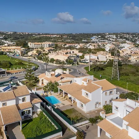 Girassol By Algarve Holidays * Αλμπουφέιρα